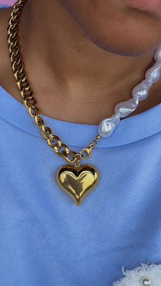 Charlotte Necklace Gold Heart & White Pearls