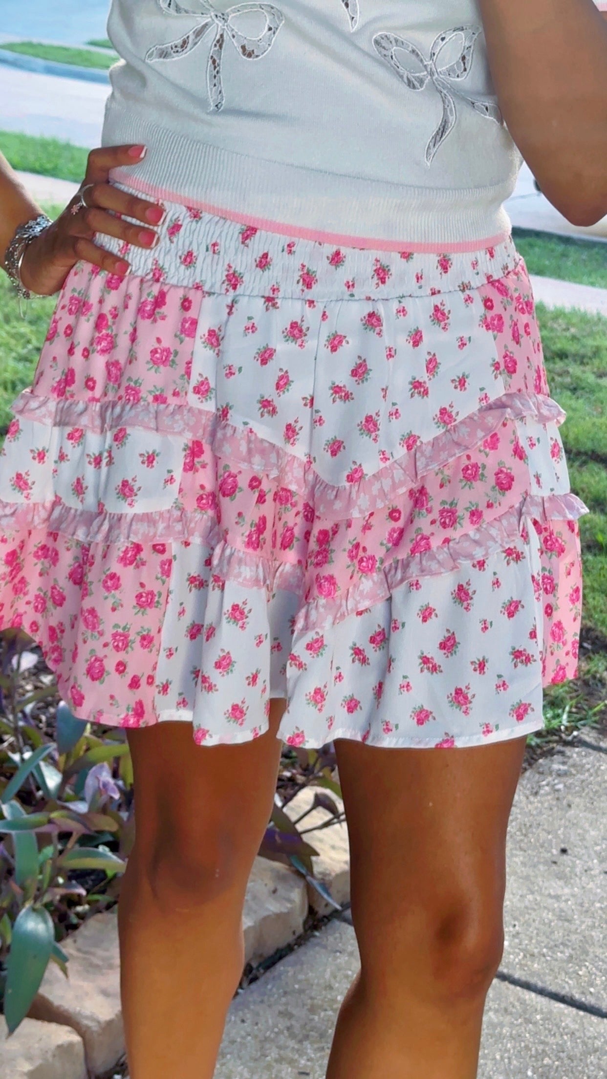 Mixed Floral Ruffle Detail Mini Skirt