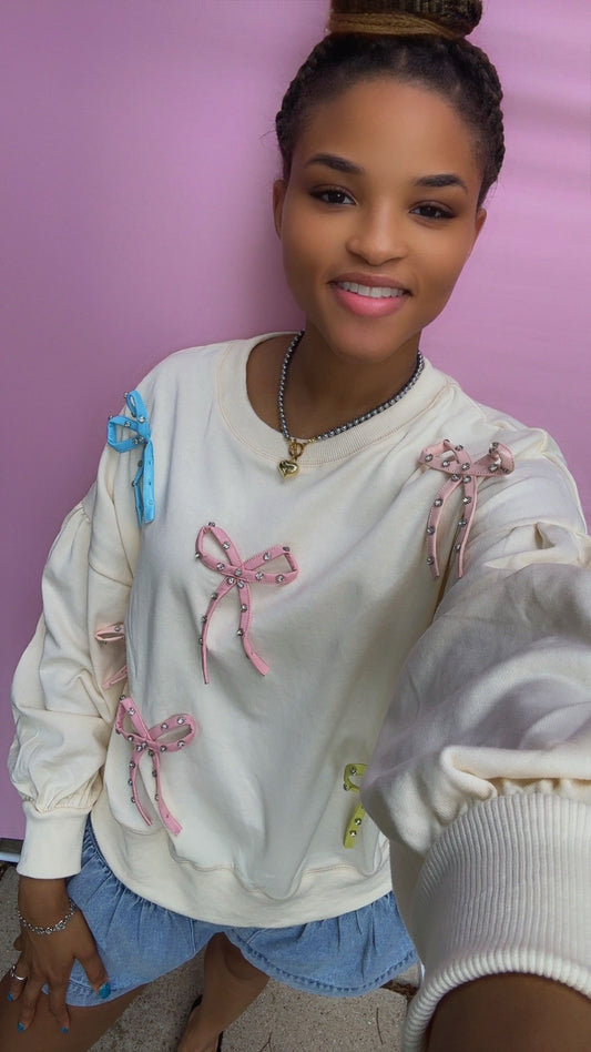 Bow Diamond Stud Oversized Sweatshirt