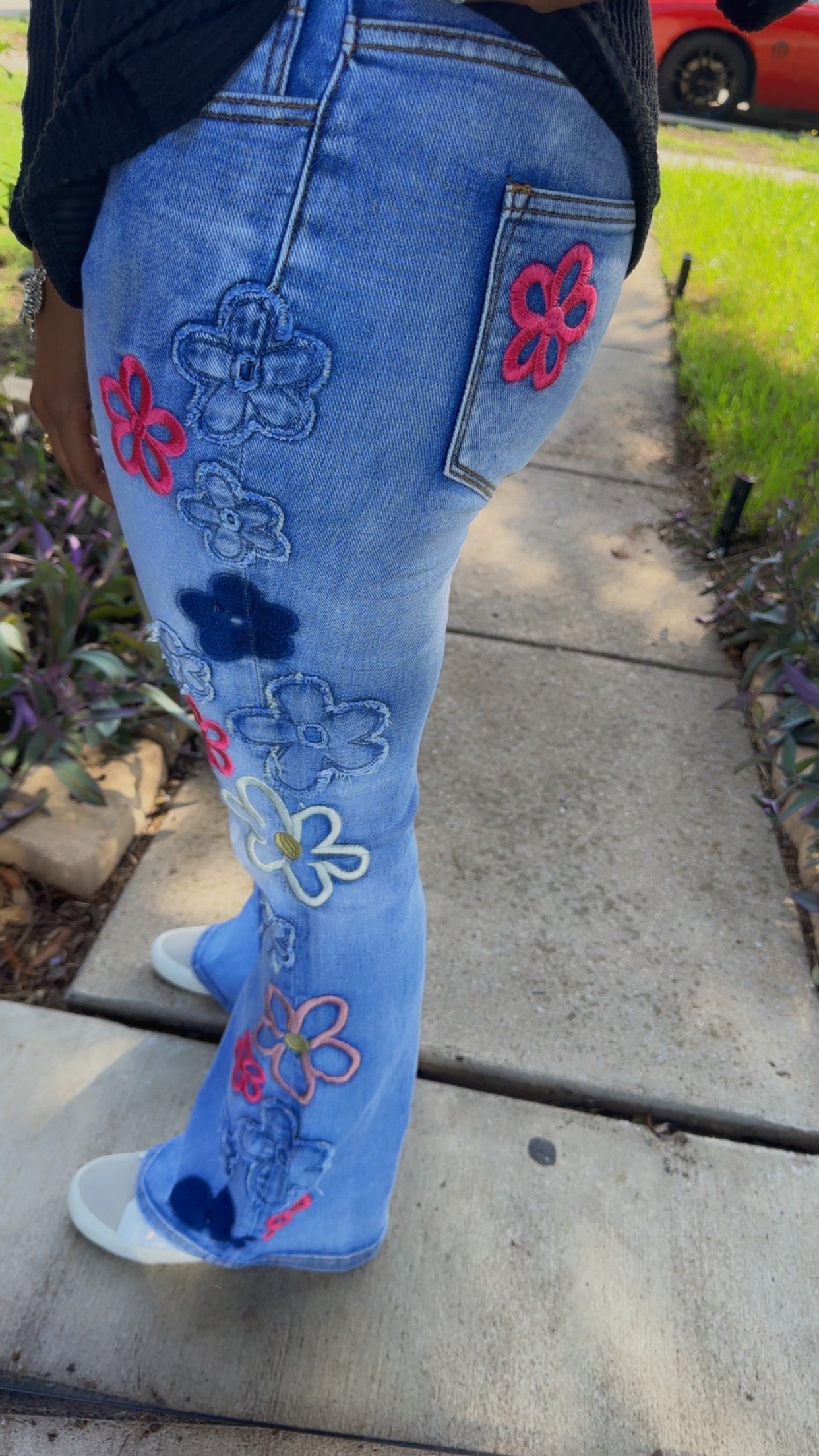 Washed Flower Embroidery Denim Pants