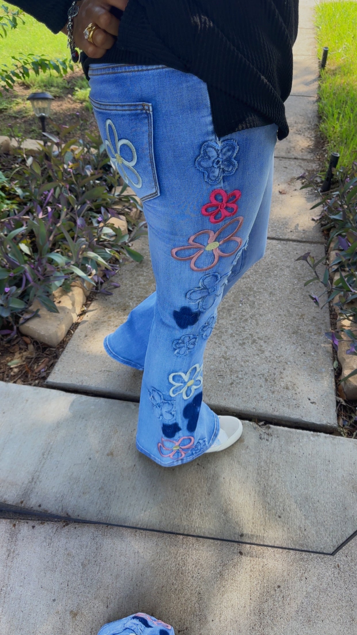 Washed Flower Embroidery Denim Pants