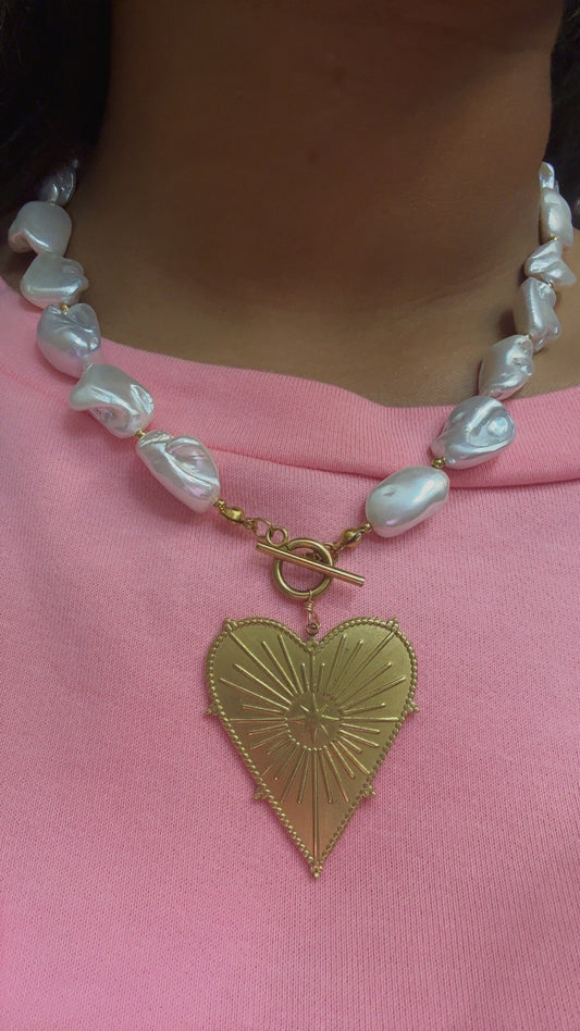 Gold Heart Baroque Pearl Necklace