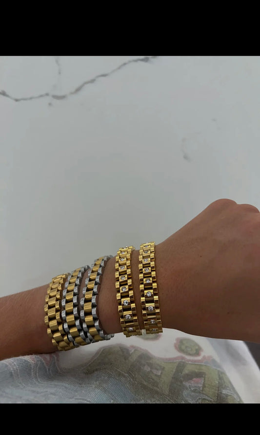 Gold Diamond Chain Watch
Band Bracelet